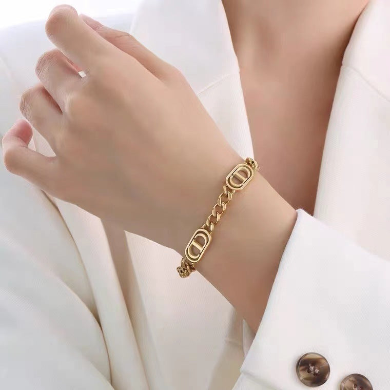Woman geometric titanium steel 18k gold plated bracelet