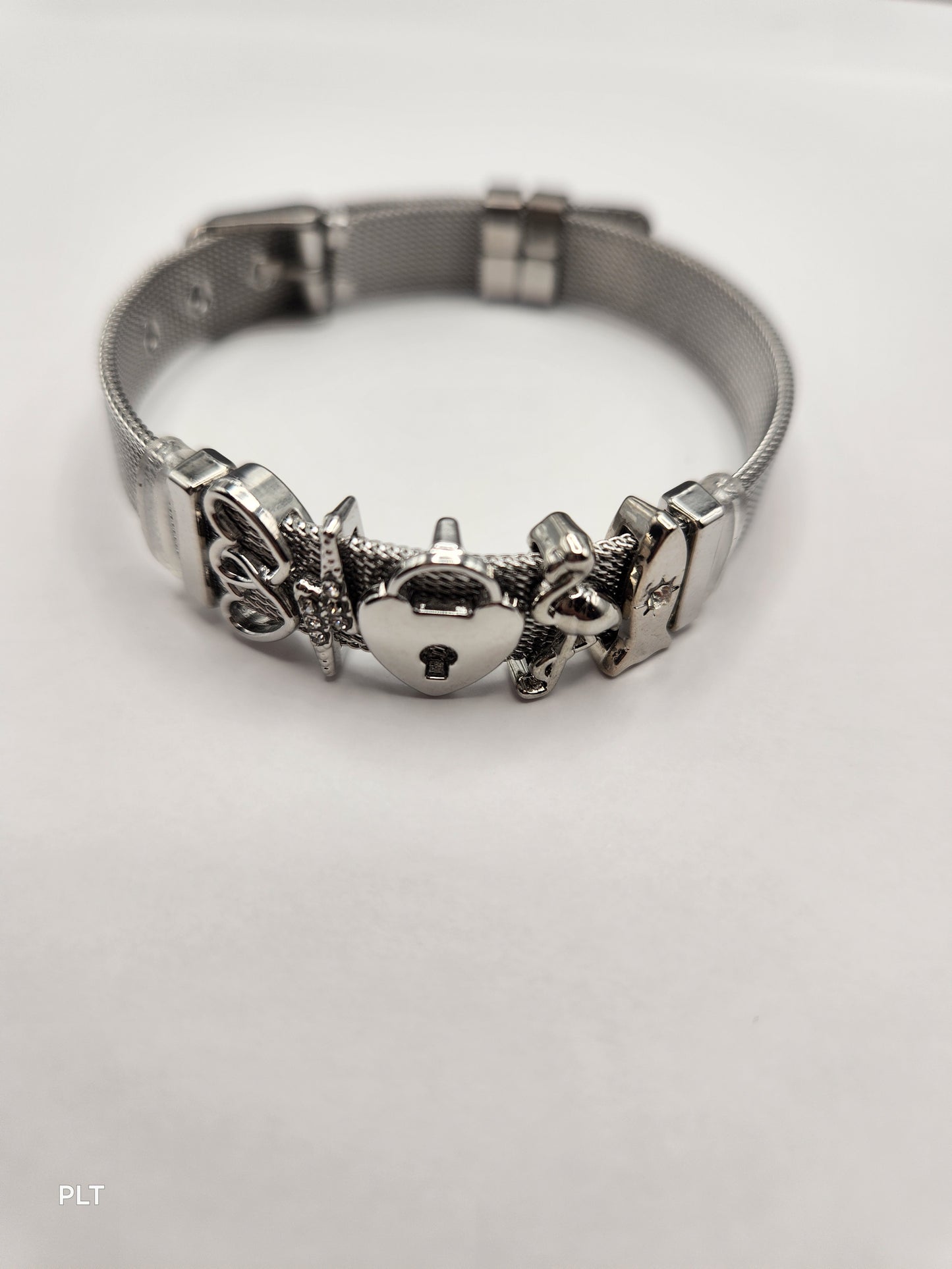Heart shape stainless steel bracelet