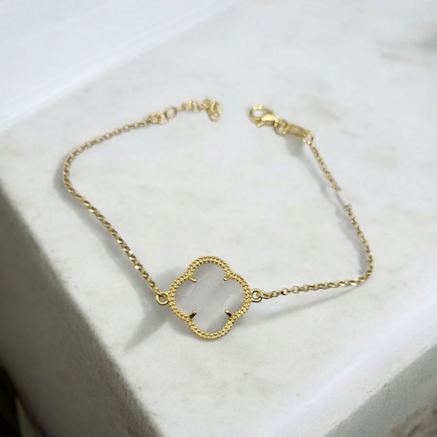 Clover bracelet gold plated