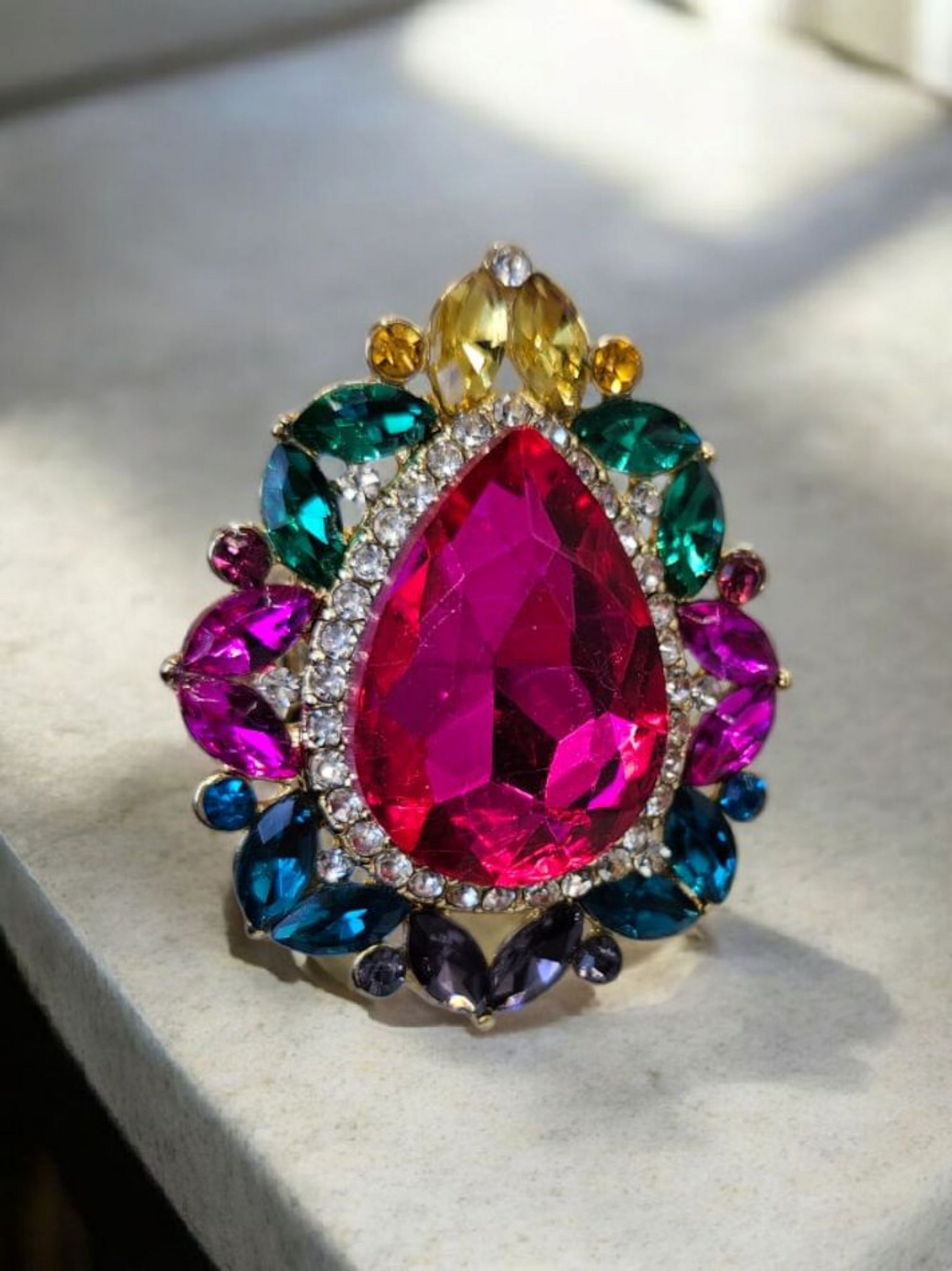 Stretchy adjustable ring