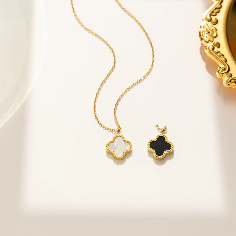 Clover double sided 18k gold plated